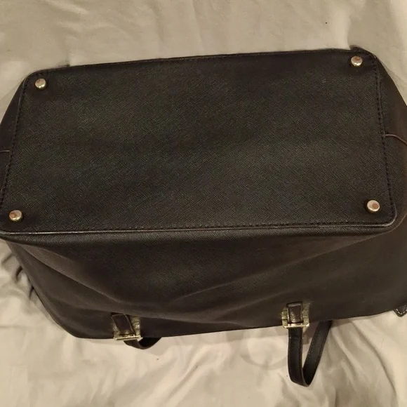 Kate Spade Medium Tote Bag - Picture 4 of 9